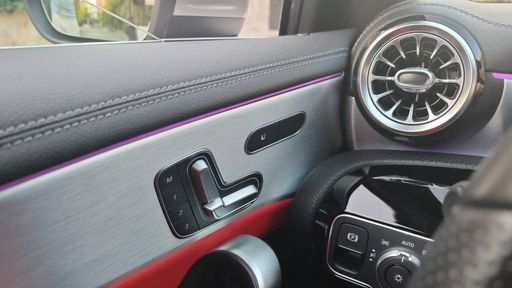 Mercedes Classe A 250 224 7G-DCT - AMG Line – 2019 – 48734 km – Essence – Boîte Automatique — photo 15
