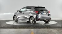 Toyota Yaris 116h Design 5p — photo 8