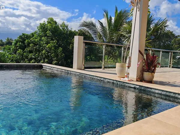 Propriété 8 pièces 180 m²