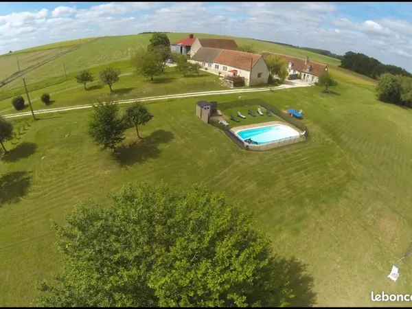 Maison 11 pièces 340 m²