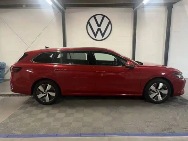 Volkswagen Passat 2.0 tdi evo scr 150 dsg7 — photo 3