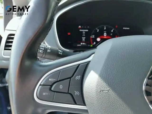 Renault Megane mégane iv estate blue dci 115 edc — photo 19
