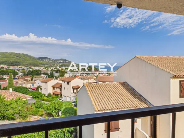 Appartement type 3 64 m2 proche port - 2 Chambres - 2 terras