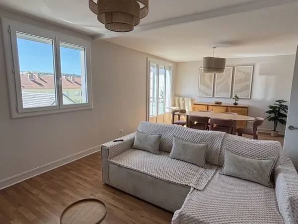 Appartement T4 de 71 m² entièrement rénové
