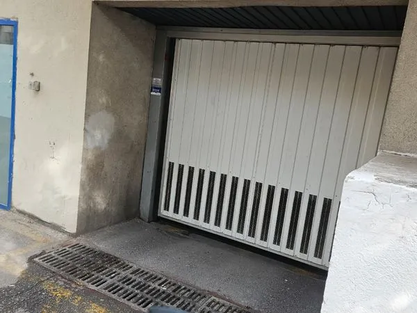 Loue emplacement de parking