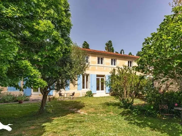 Maison 7 pièces 190 m²