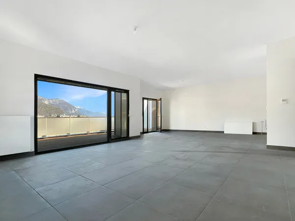 ANNECY LE VIEUX (74) - 4 pièces de 113m² en dernier étage + terrasse de 21m²