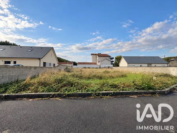 Terrain 919 m²