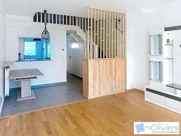 Maison Voisins Le Bretonneux 5 pièce(s) 106.81 m2