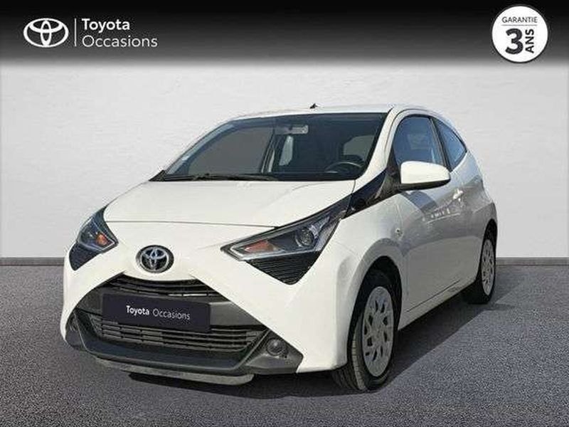 Toyota AYGO Toyota Aygo 1.0 VVT-i 72ch x-play 3p — photo 1