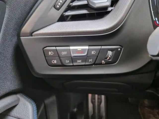 Bmw Serie 1 série 1 118ia 136ch m sport dkg7 — photo 15