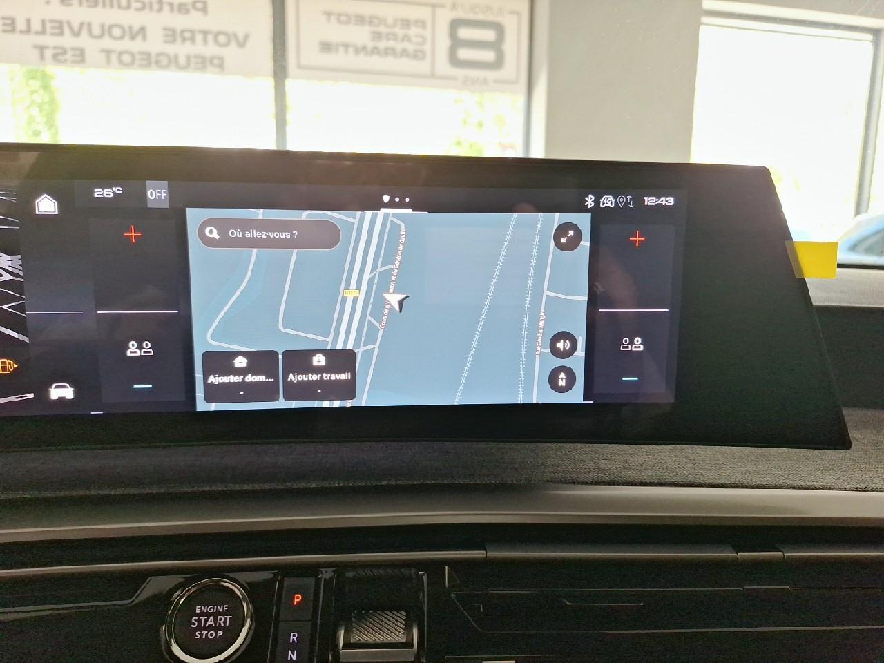 Peugeot 3008 1.2 hybrid 145ch allure e-dcs6 — photo 13
