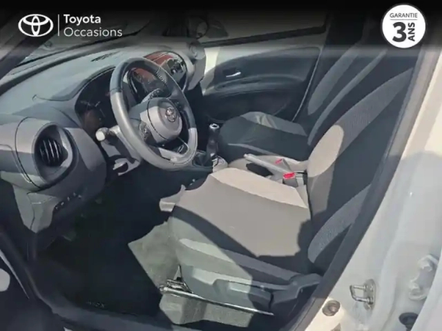 Toyota Aygo X 1.0 vvt-i 72ch dynamic my24 — photo 3