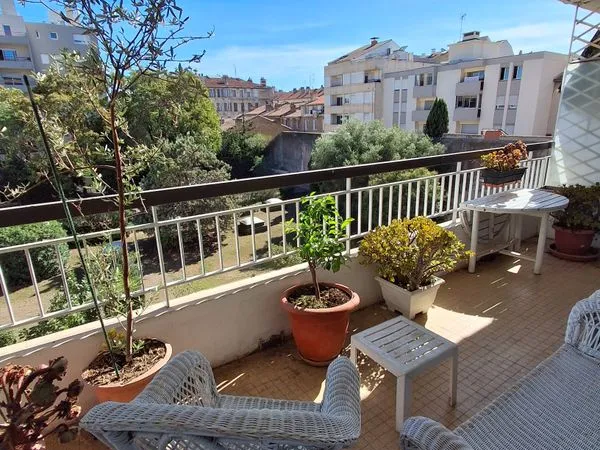 Très bel appartement T4 75 m2 avec terrasse