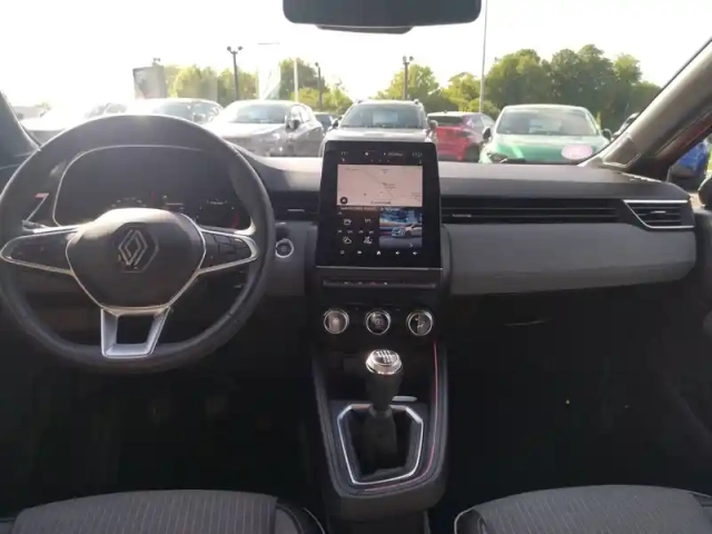 Renault Clio tce 90 — photo 12