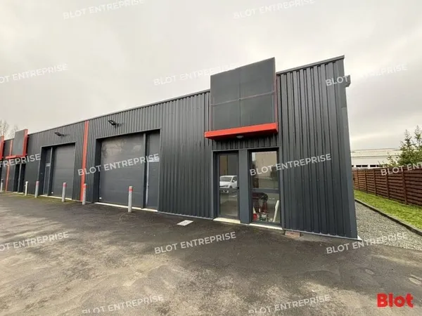 Entrepôt 170 m²