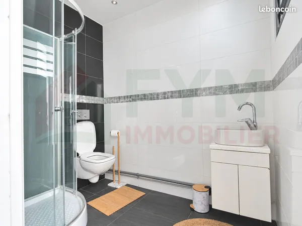 Local commercial 57 m² Saint-Pierre