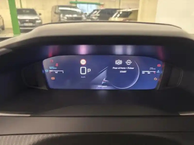 Peugeot 2008 1.2 130ch s&amp;s allure eat8 — photo 12