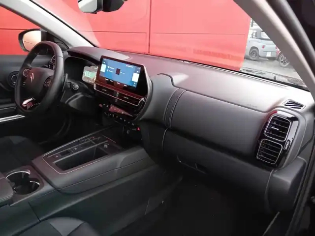 Citroën C5 Aircross hybride rechargeable 225 e-eat8 — photo 12