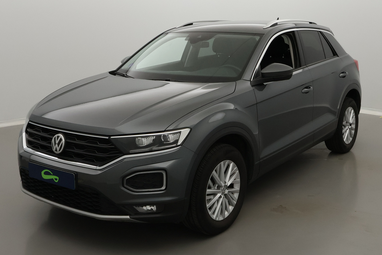Volkswagen T-Roc — photo 1