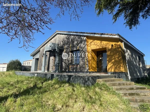 Bureaux 230 m² La Bruffière