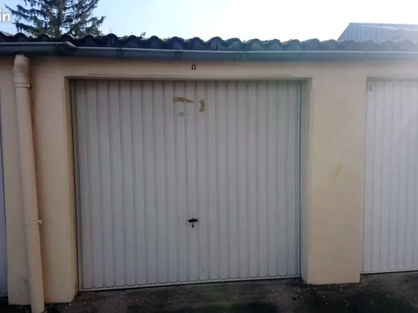 Stationnement Vente Villeurbanne   100€