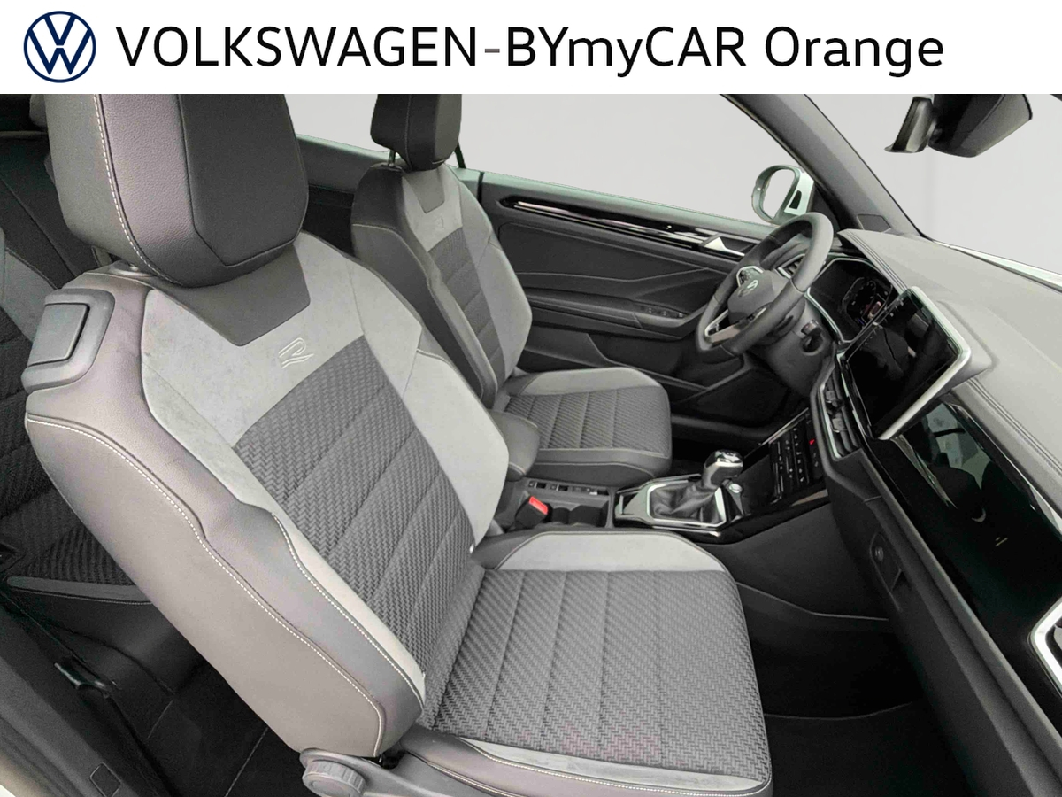 Volkswagen T-Roc Cabriolet 1.5 TSI EVO 150 Start/Stop DSG7 — photo 26