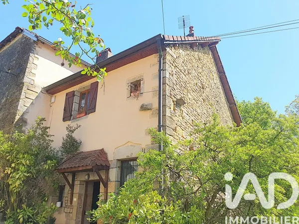 Maison 2 pièces 93 m²
