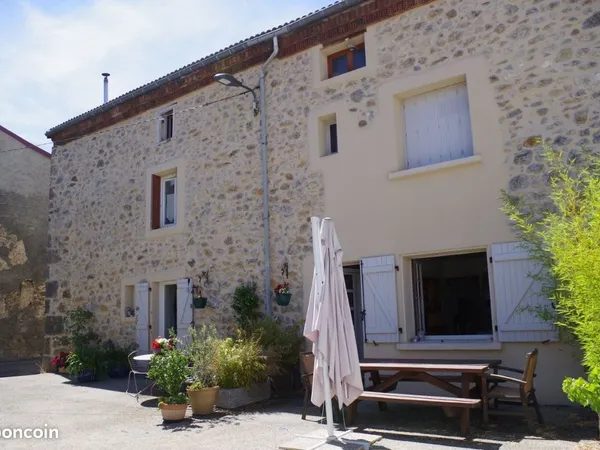 Ensemble immobilier comprenant 2 Maisons mitoyennes