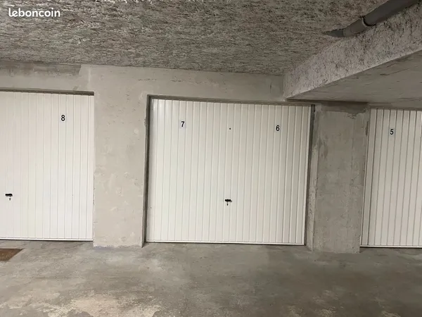 Grand Garage double en enfilade