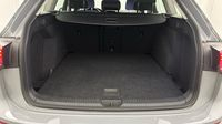 Volkswagen Golf Sw 2.0 TDI SCR 150ch Life DSG7 — photo 14