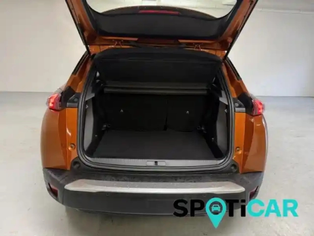 Peugeot 2008 1.2 puretech 100ch s&amp;s active pack — photo 6