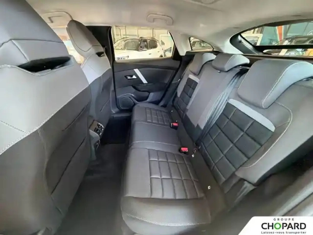 Citroën C4 e- 156 ch autonomie étendue — photo 18