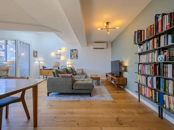 Charmant appartement avec terrasse en coeur de ville