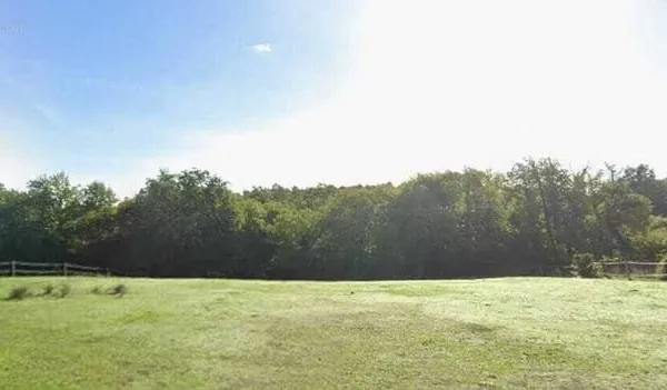 Terrain 1800 m²