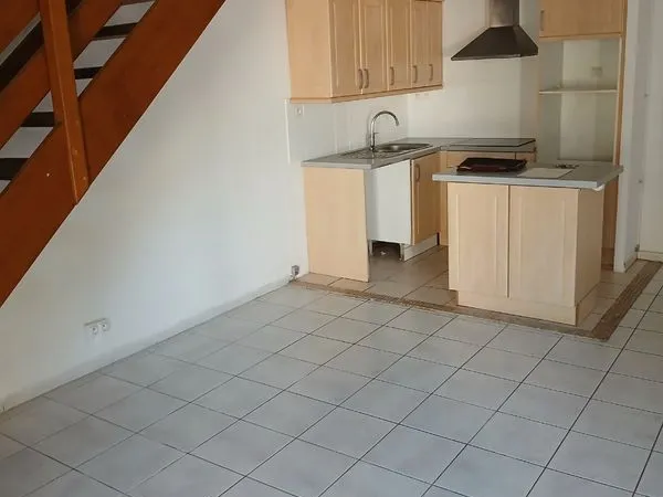 Bail precaire maison