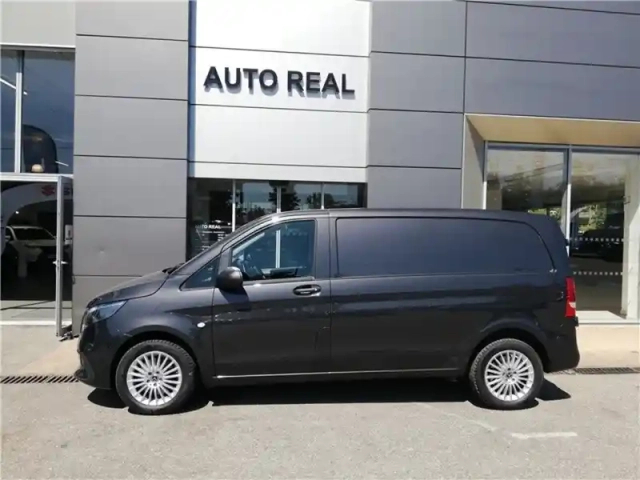 Mercedes Vito 116 cdi compact bva rwd — photo 39