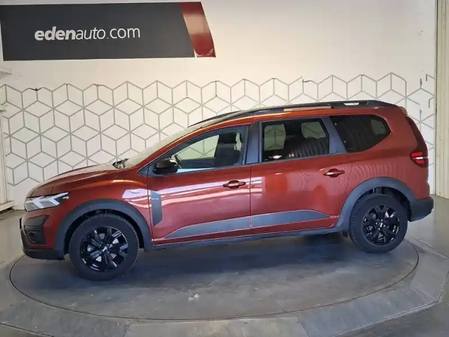 Dacia Jogger eco-g 100 7 places — photo 2