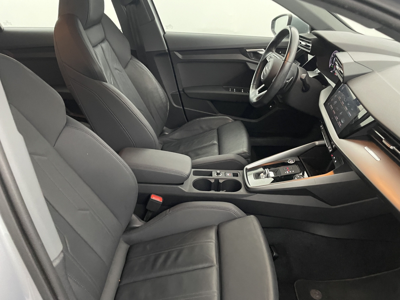 Audi A3 Sportback — photo 10