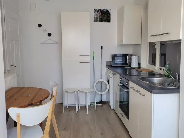 Studio 1 pièce 17 m²