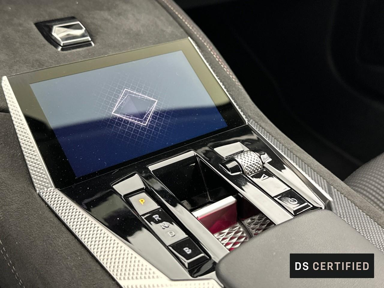 Ds Ds 4 hybride e-tense 225 eat8 performance line+ — photo 30