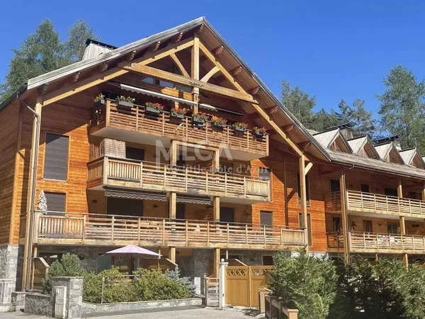 Appartement 4 pièces 107 m²