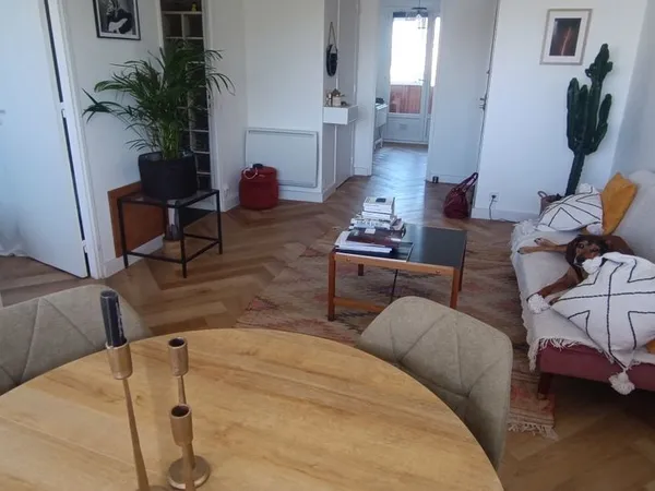 T2 50m² rénové, vue jardin, 2 min mer et Parc Borély - Marseille 8e