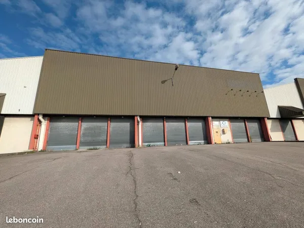 LOCAL D'ACTIVITE 1625 m² SAINT ETIENNE DU ROUVRAY