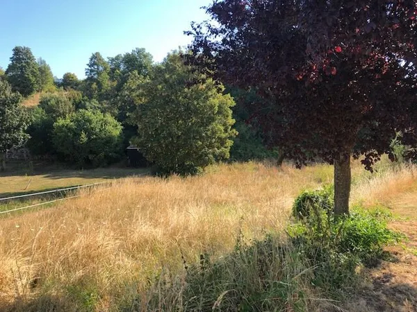 Terrain 2222 m²