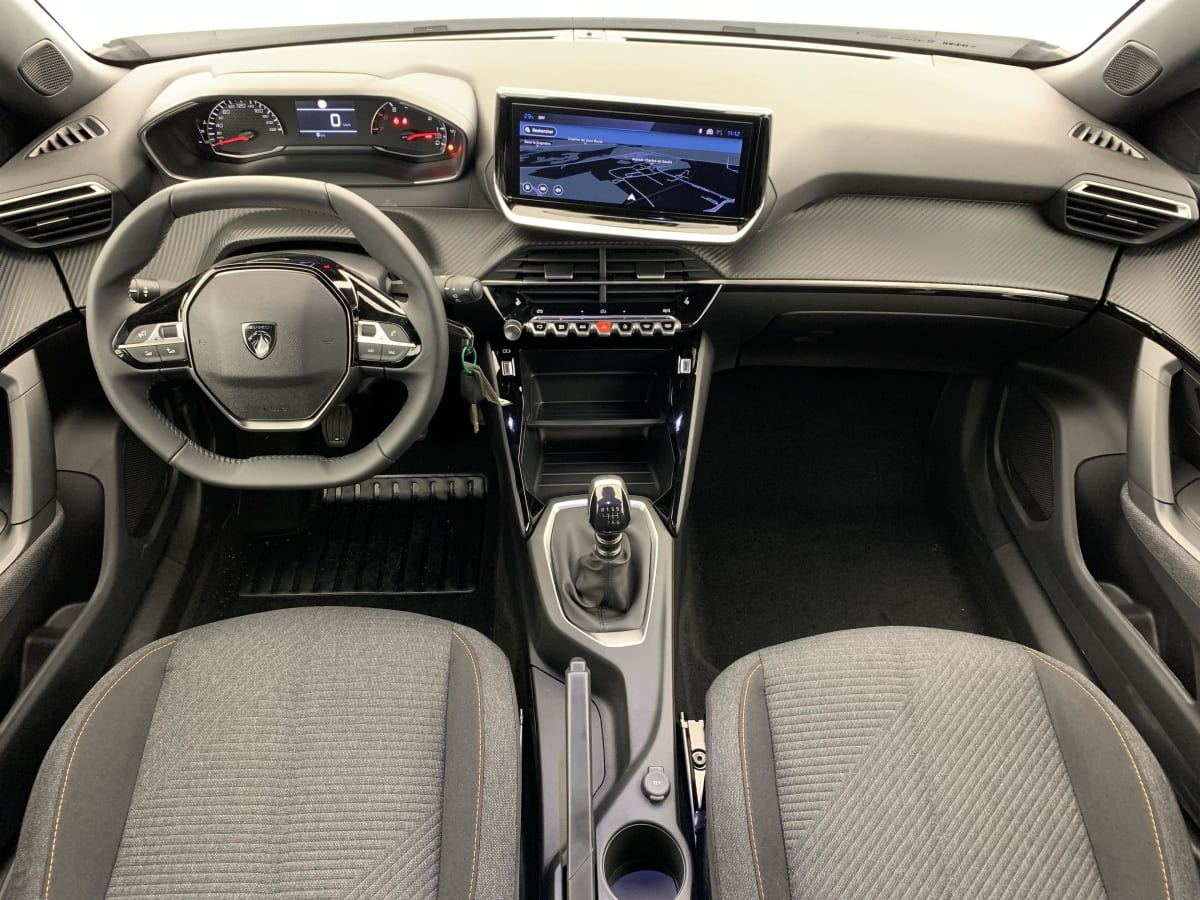 Peugeot 2008 — photo 12