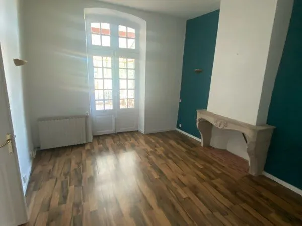 Grand T5 plus 3 appartements loués