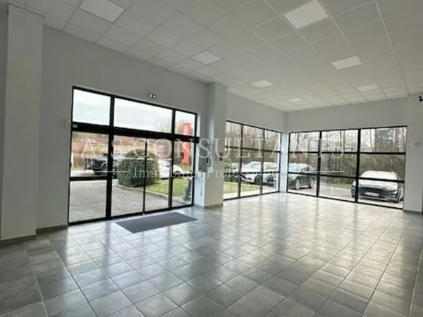 Local commercial 178 m² ANNECY