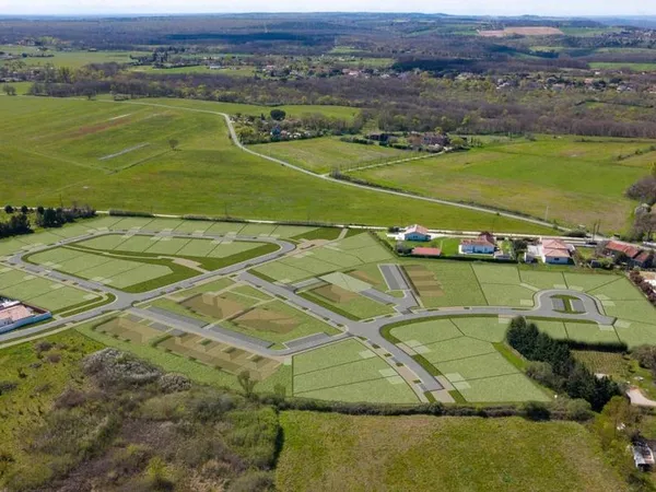 Terrain 1 175 m² Montaigut Sur Save
