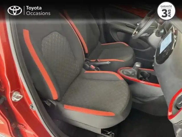 Toyota Aygo X 1.0 vvt-i 72ch design s-cvt my24 — photo 6